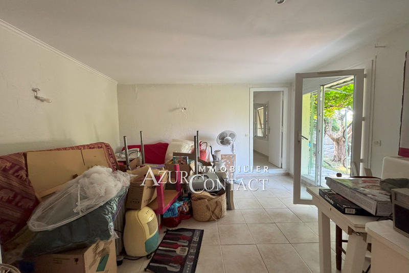 Maison - 210 m² - 8 pièces