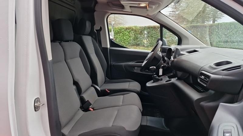 Opel combo cargo 1.5 100 Ch s/S L2h1 Bvm6 Augmente Pack Clim