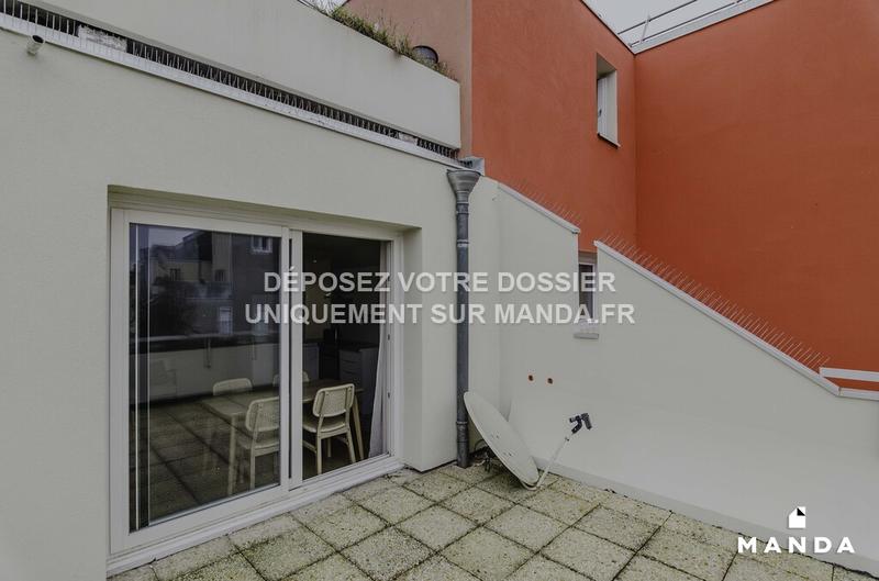 Chambre - 11 m² - 4 pièces