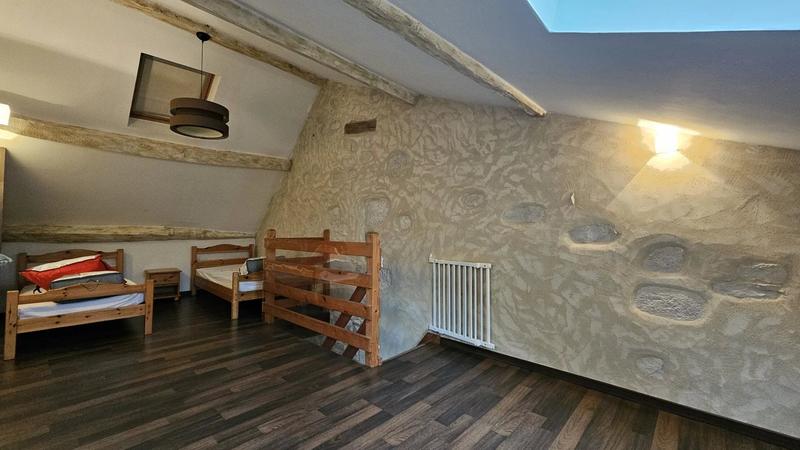 Appartement - 77 m² - 3 pièces