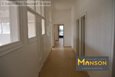 Bureau - 160 m² - 6 pièces