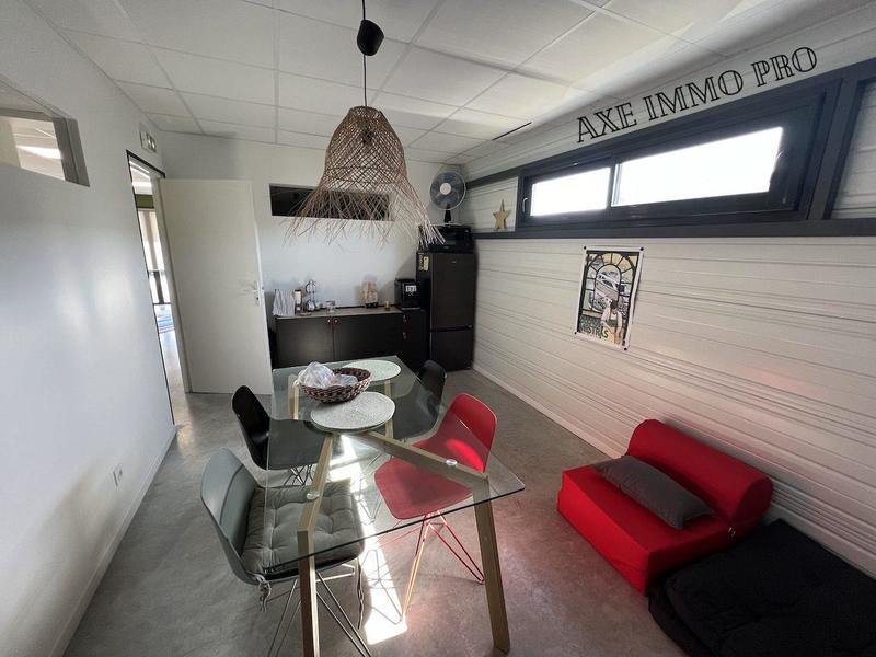 Bureau - 150 m² - 6 pièces