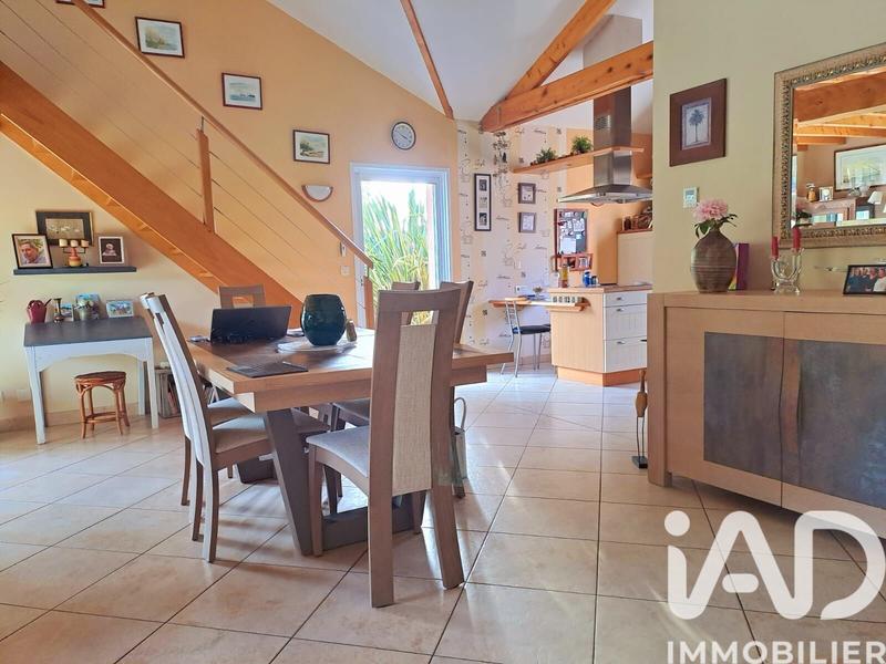 Maison - 128 m² - 4 pièces