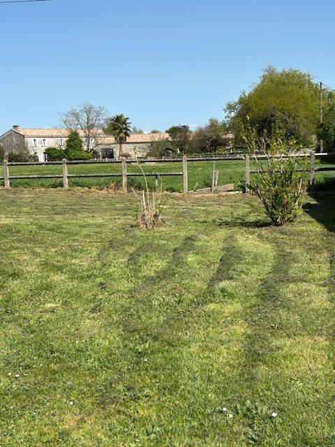 Maison - 800 m² - 30 pièces