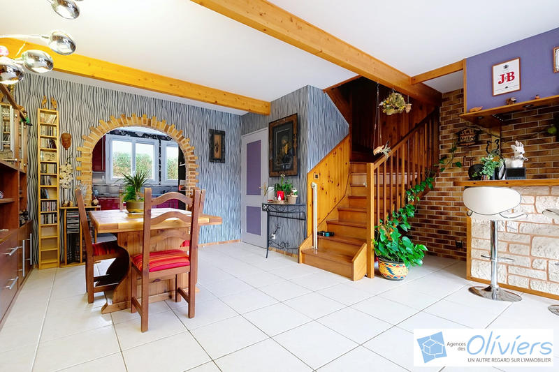 Maison - 147 m² - 6 pièces