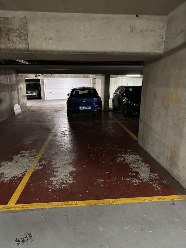 Parking / Garage - 16 m²