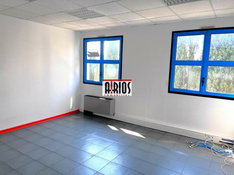 Bureau - 230 m²