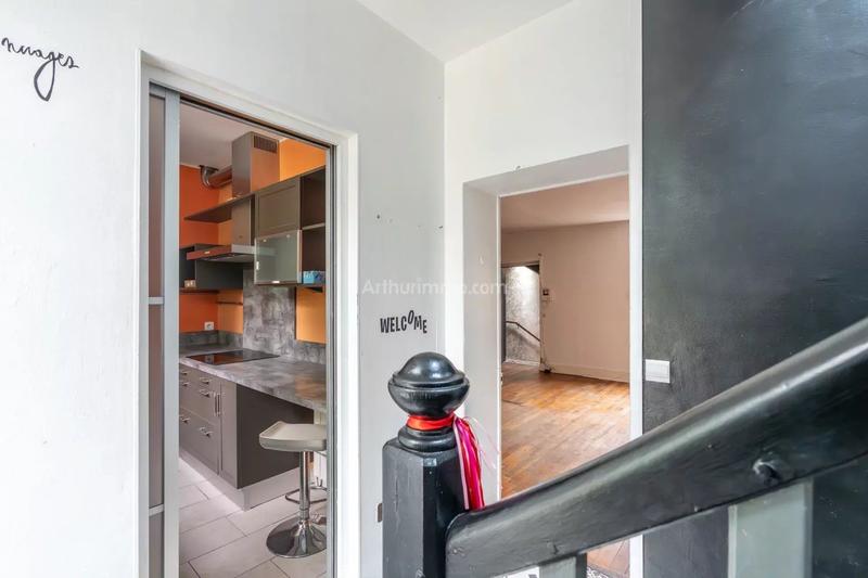 Maison - 223 m² - 8 pièces