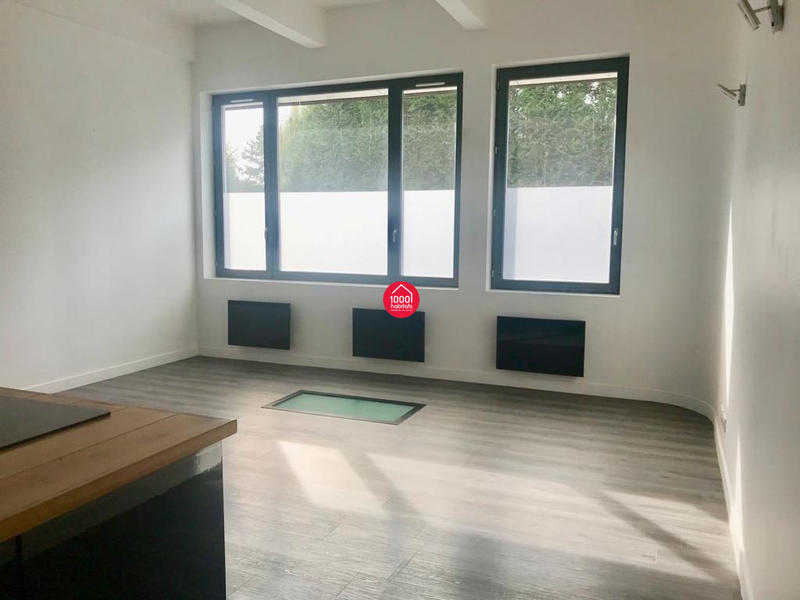 Loft - 77 m² - 3 pièces