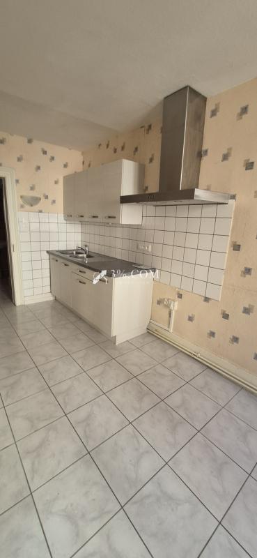 Maison - 107 m² - 11 pièces