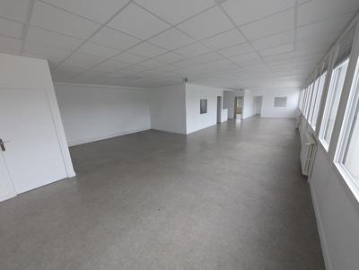 Bureau - 180 m²
