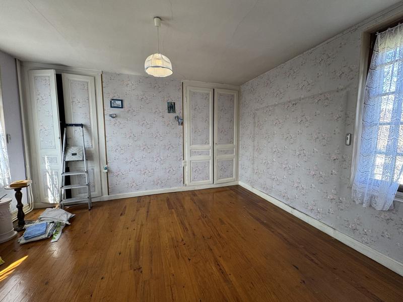 Maison - 83 m² - 4 pièces