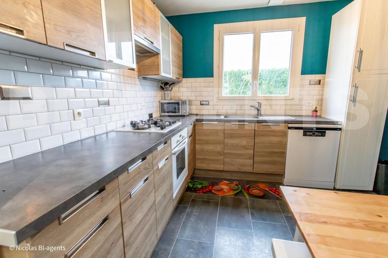 Pavillon - 110 m² - 6 pièces