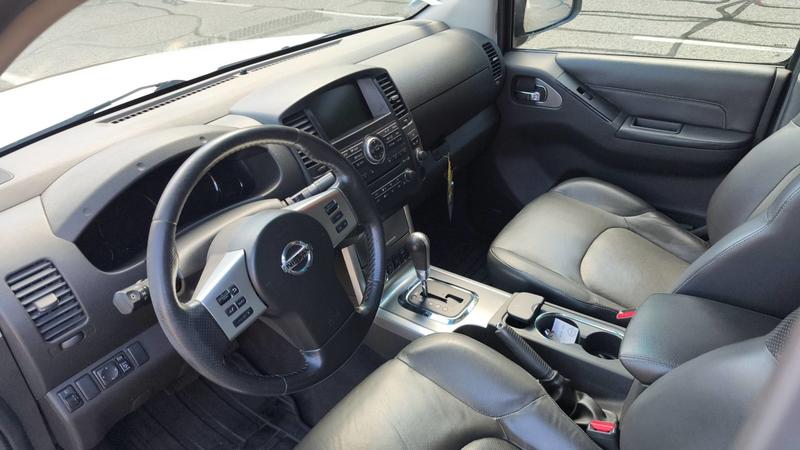 Nissan Navara 3.0 dCi 230 V6 Double cab 4wd Ultimate Edition - Première main Automatique