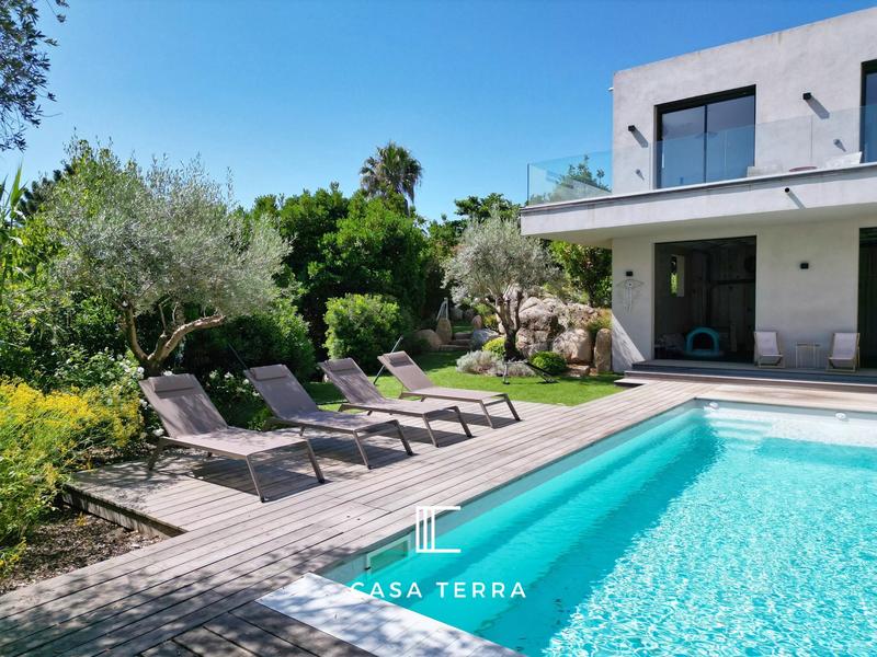 Villa - 150 m² - 6 pièces