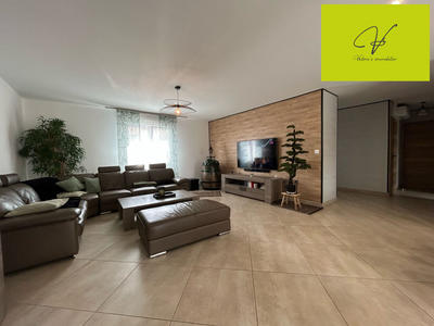 Maison - 107 m² - 5 pièces