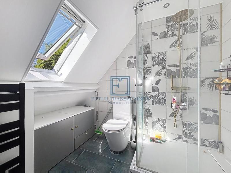 Maison - 164 m² - 8 pièces