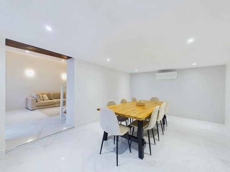 Maison - 116 m² - 6 pièces