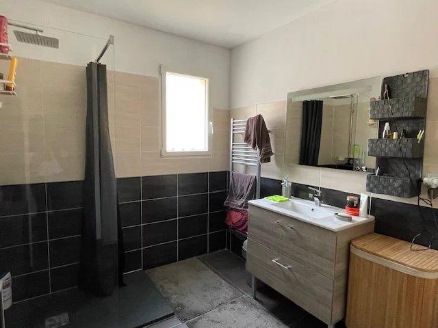 Maison - 87 m² - 3 pièces