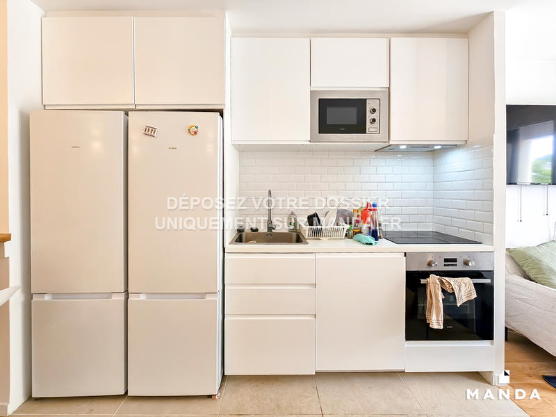 Chambre - 9 m² - 7 pièces