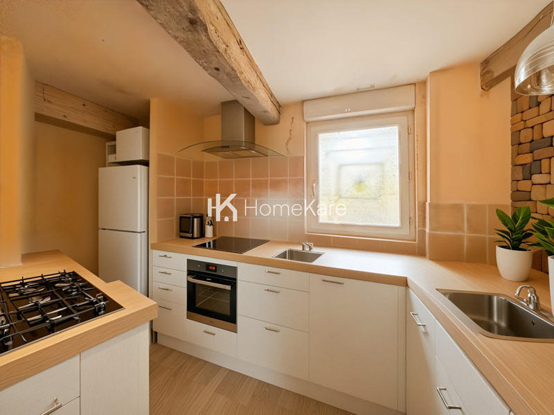 Maison - 90 m² - 5 pièces