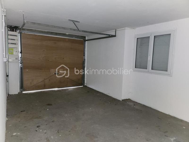 Maison traditionnelle - 91 m² - 4 pièces