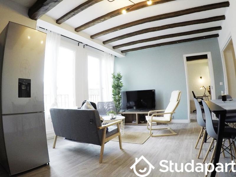 Chambre - 9 m² - 1 pièce