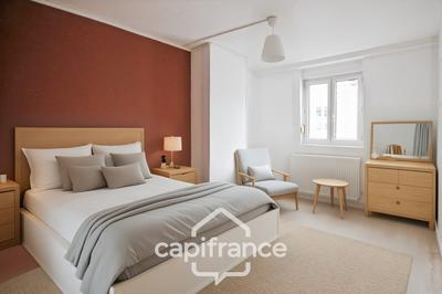 Maison - 80 m² - 4 pièces