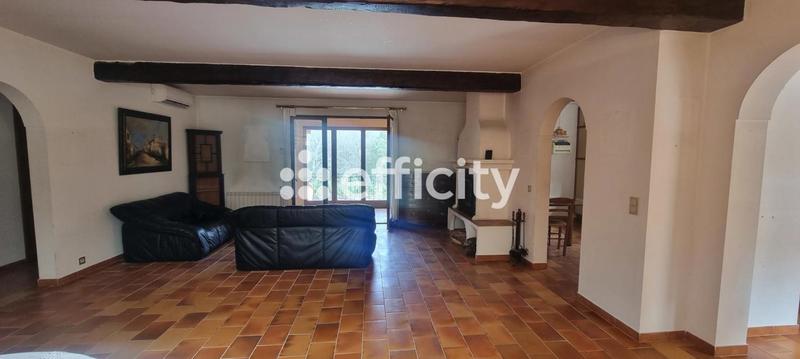 Maison - 180 m² - 6 pièces