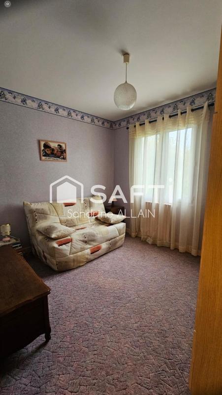 Maison - 94 m² - 5 pièces