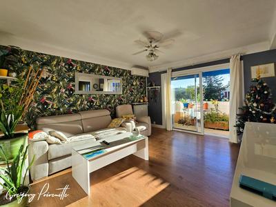 Appartement - 64 m² - 3 pièces