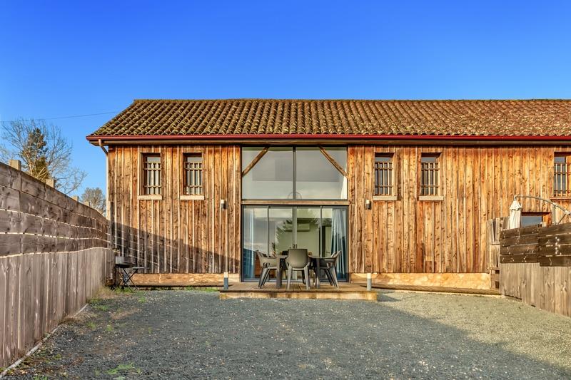 Propriété - 564 m² - 16 pièces