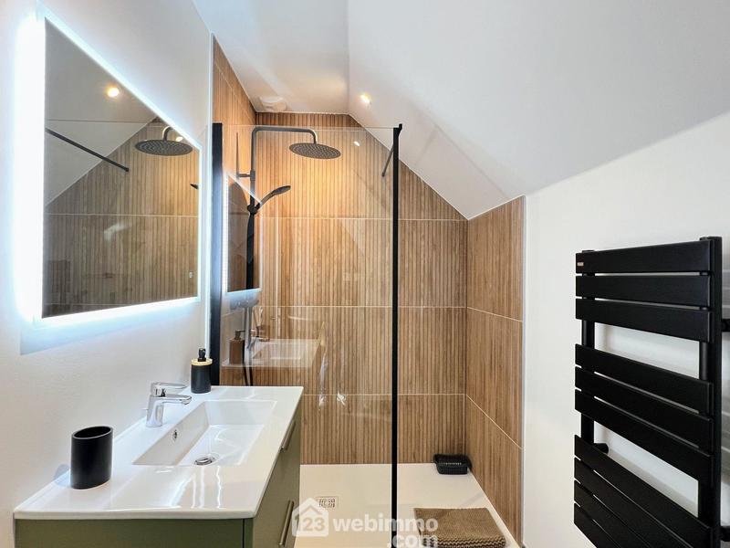 Maison - 124 m² - 5 pièces