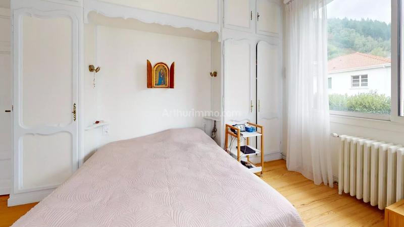 Maison - 285 m² - 7 pièces