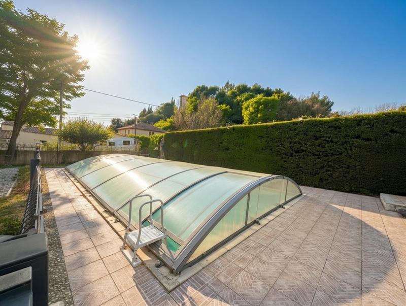 Maison - 96 m² - 5 pièces