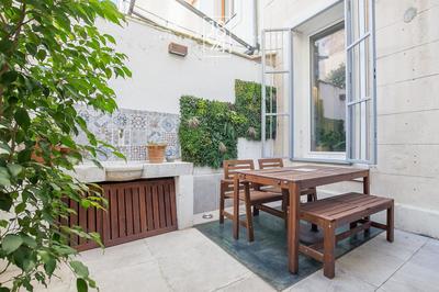 Appartement - 160 m² - 5 pièces