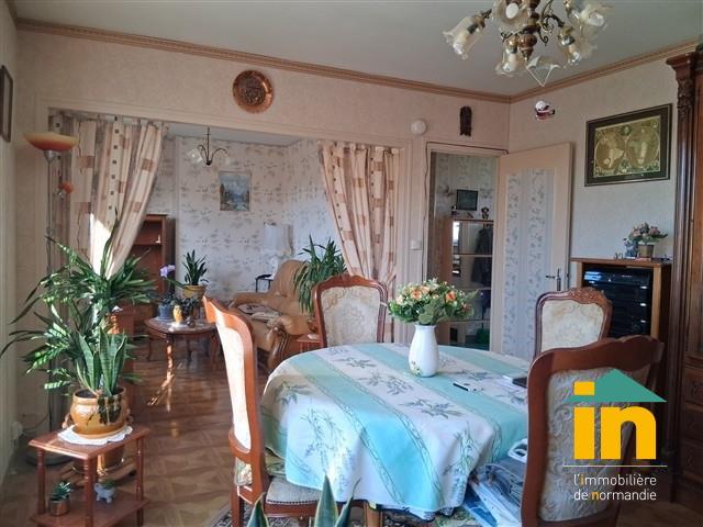 Maison de ville - 75 m² - 4 pièces