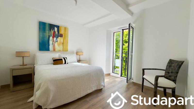 Appartement - 70 m² - 2 pièces