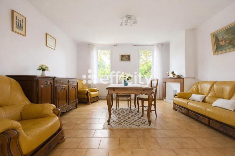 Maison - 80 m² - 3 pièces