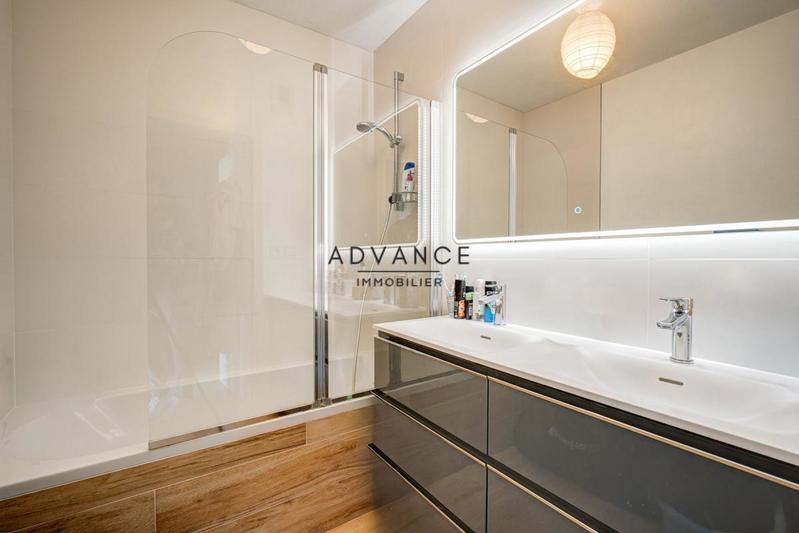 Appartement - 104 m² - 4 pièces