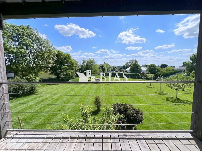 Maison contemporaine - 240 m² - 6 pièces