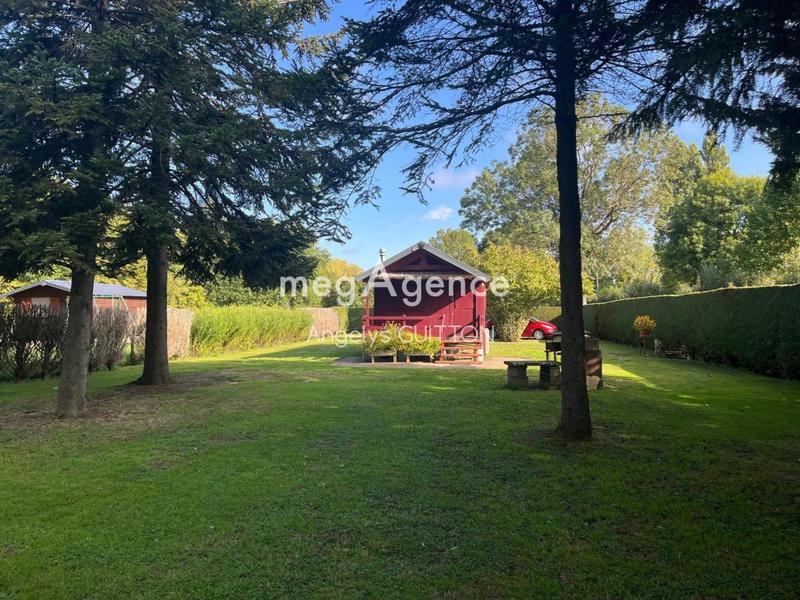 Terrain de loisirs - 1 800 m²