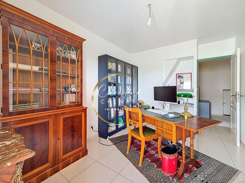 Maison - 190 m² - 7 pièces