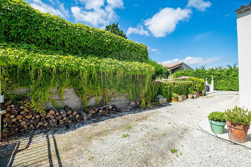 Maison - 121 m² - 5 pièces