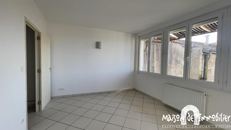 Appartement - 102 m² - 3 pièces
