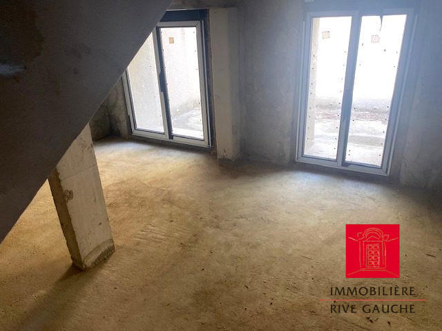 Appartement - 120 m² - 5 pièces