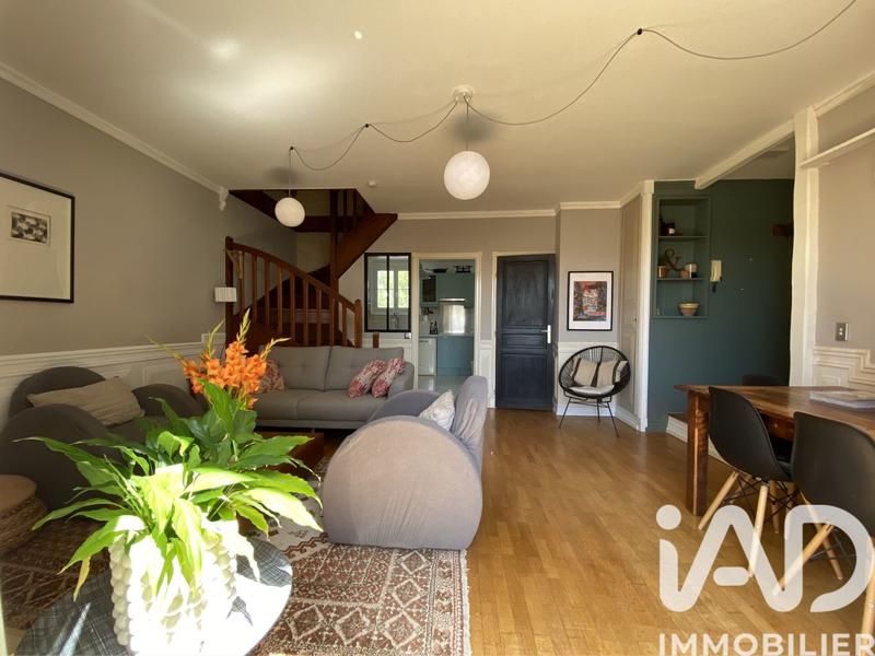 Appartement - 96 m² - 6 pièces