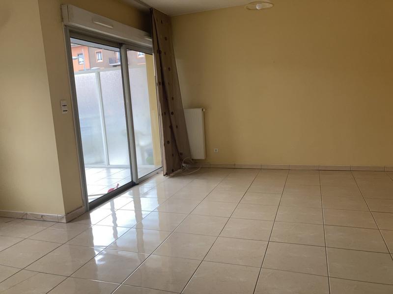 Appartement - 64 m² - 2 pièces