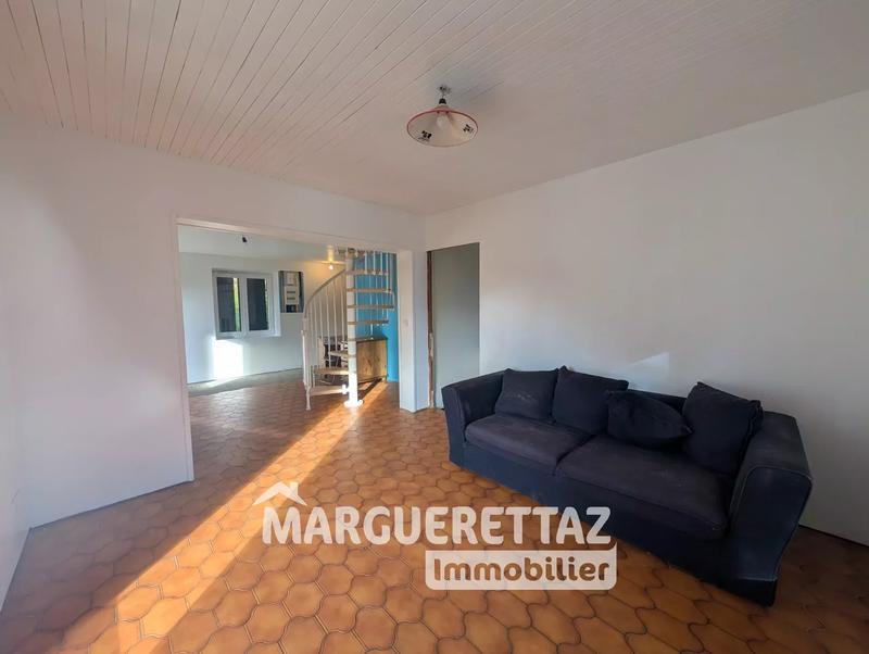 Maison jumelée - 84 m² - 5 pièces