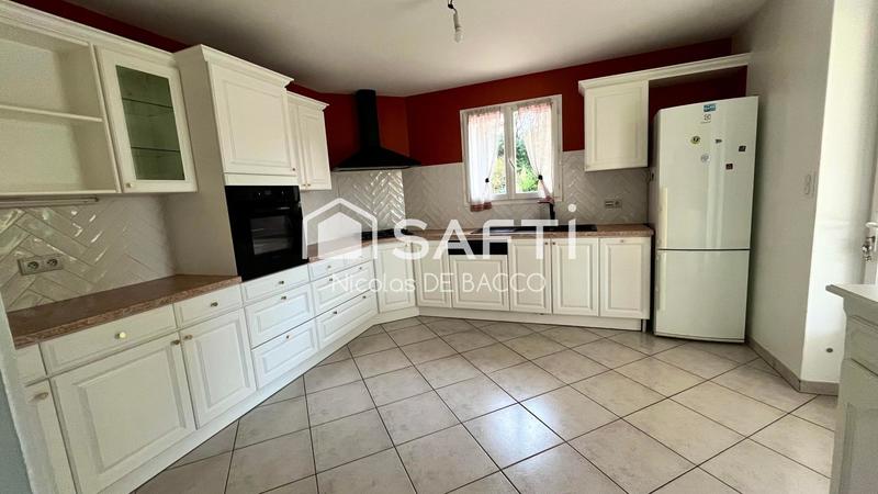 Maison - 180 m² - 6 pièces